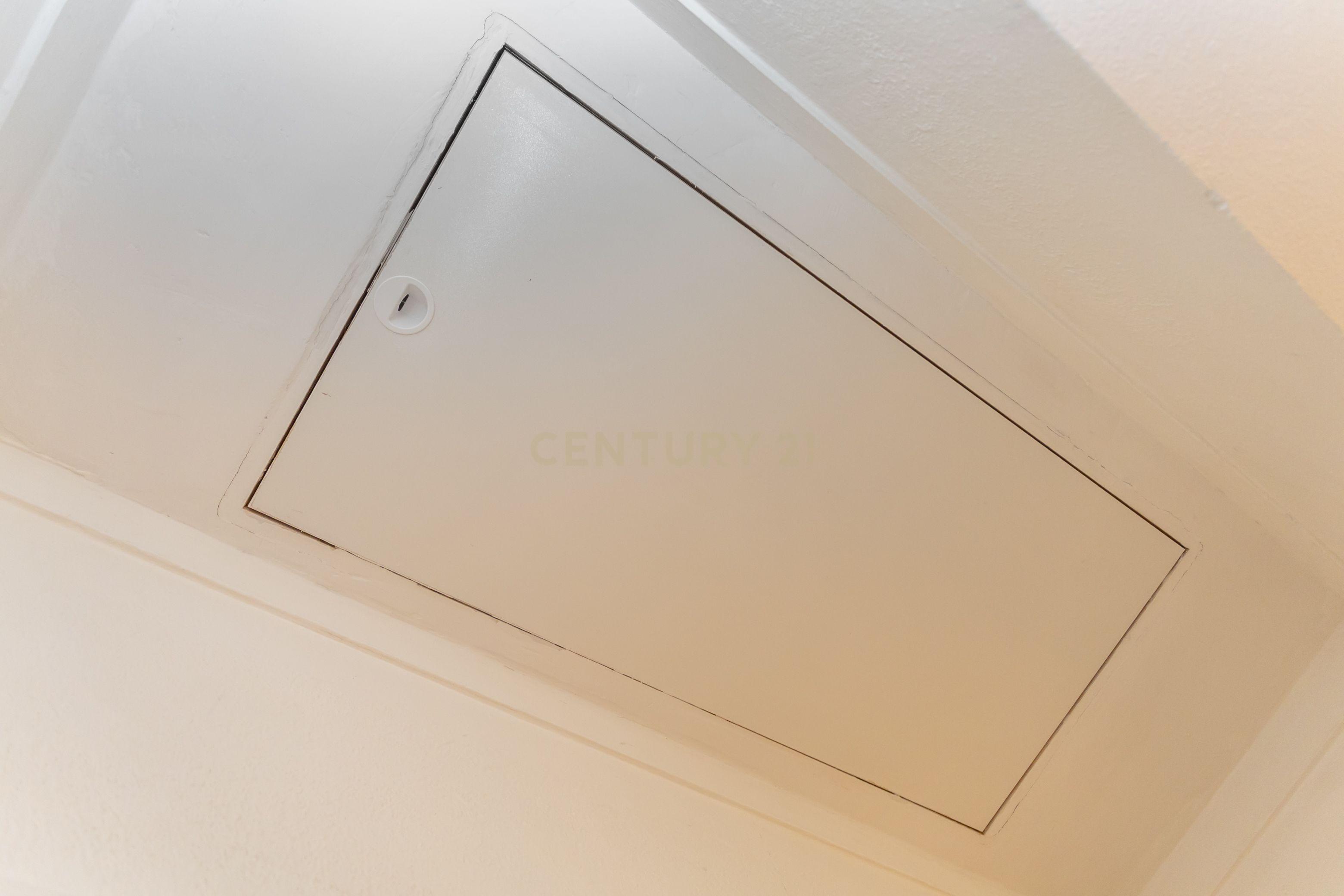 Moradia T3 Renovada com Painéis Solares, Ar Condicionado e 2 Logradouros | Manteigadas - Setúbal - Image 24