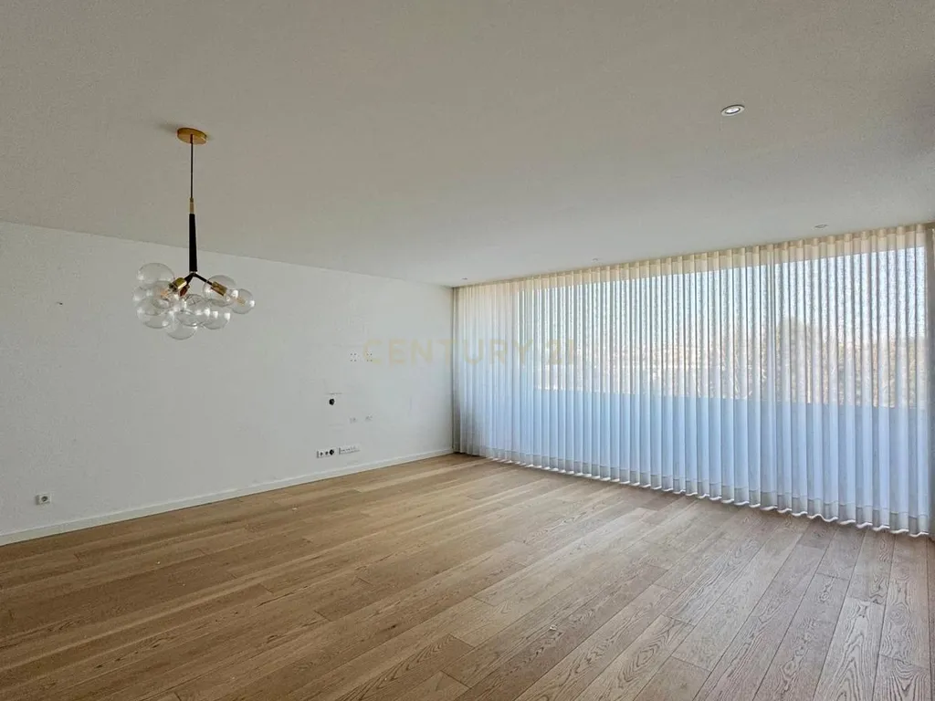T3 + 1 - Apartamento Condomínio Fechado | Jardins das Camélias - Image 9