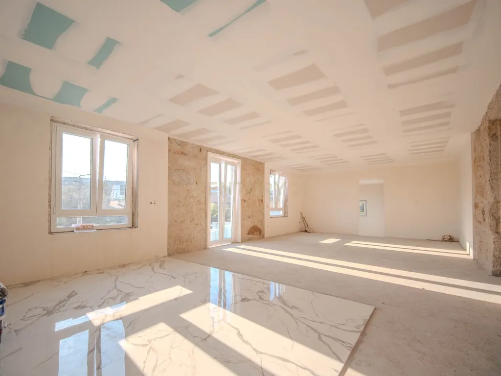Moradia T3 com Espaço Comercial | São Pedro da Cova (Adega Azul) - Image 12
