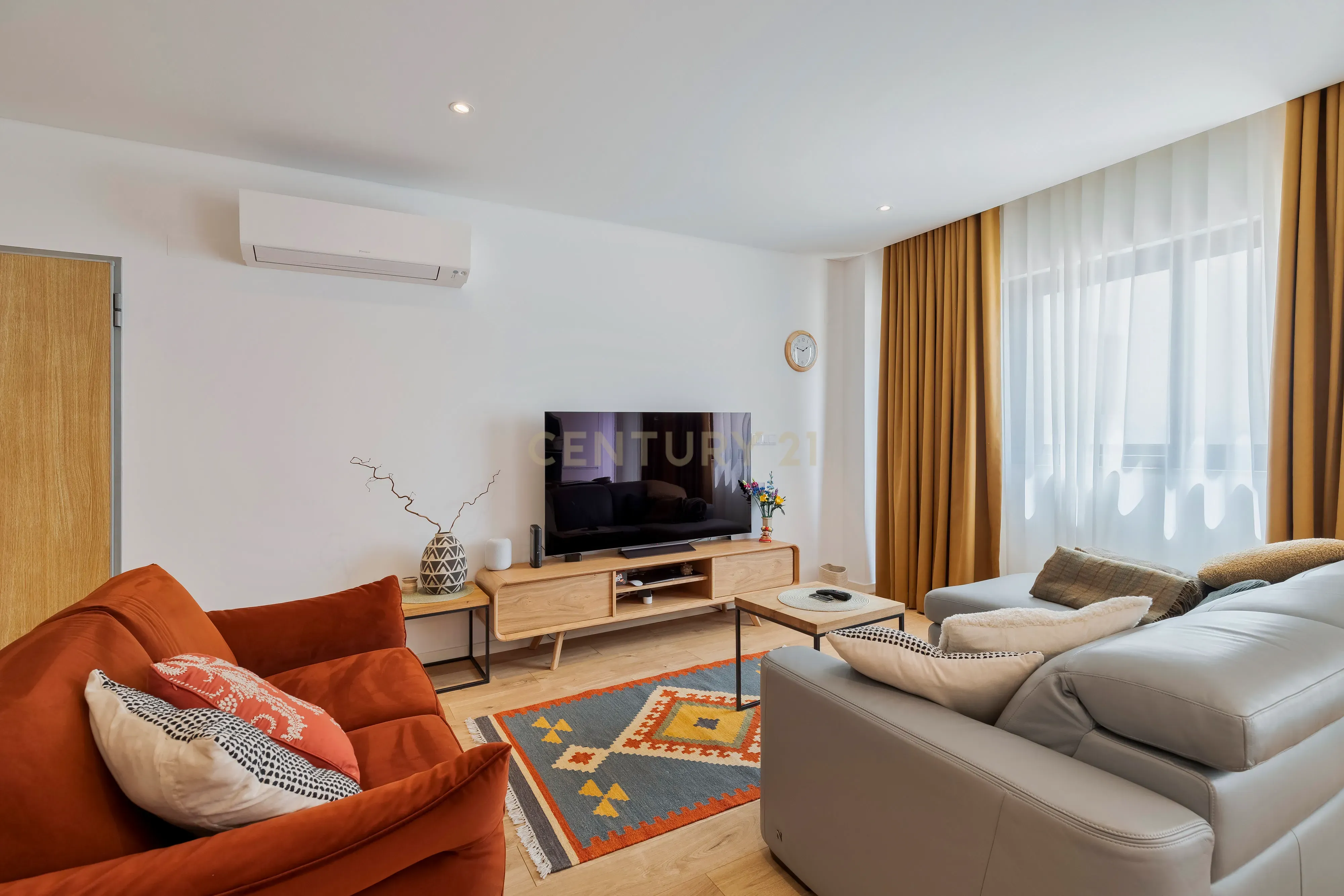 Apartamento T3 com estilo para arrendar no coração de Setúbal - Central, Moderno e Totalmente Equipado! - Image 4