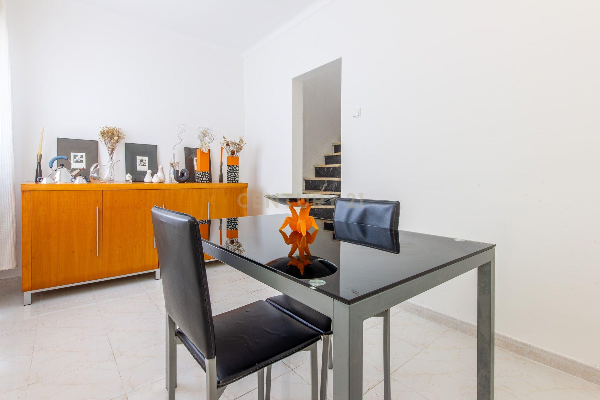 Fotografia 8 de Casa Renovada em Setúbal com Vista Panorâmica