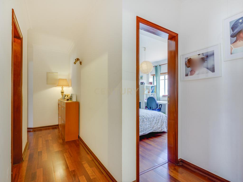 Apartamento T4 | Para Venda | Jardins da Aguilha – São Domingos de Rana | 3º Andar com elevador| 190m² | Garagem | Cascais - Image 24
