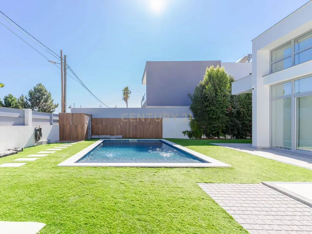 Moradia T4 Térrea de excelência com piscina e casa independente de 50m2 | Quinta da Marquesa - Image 61