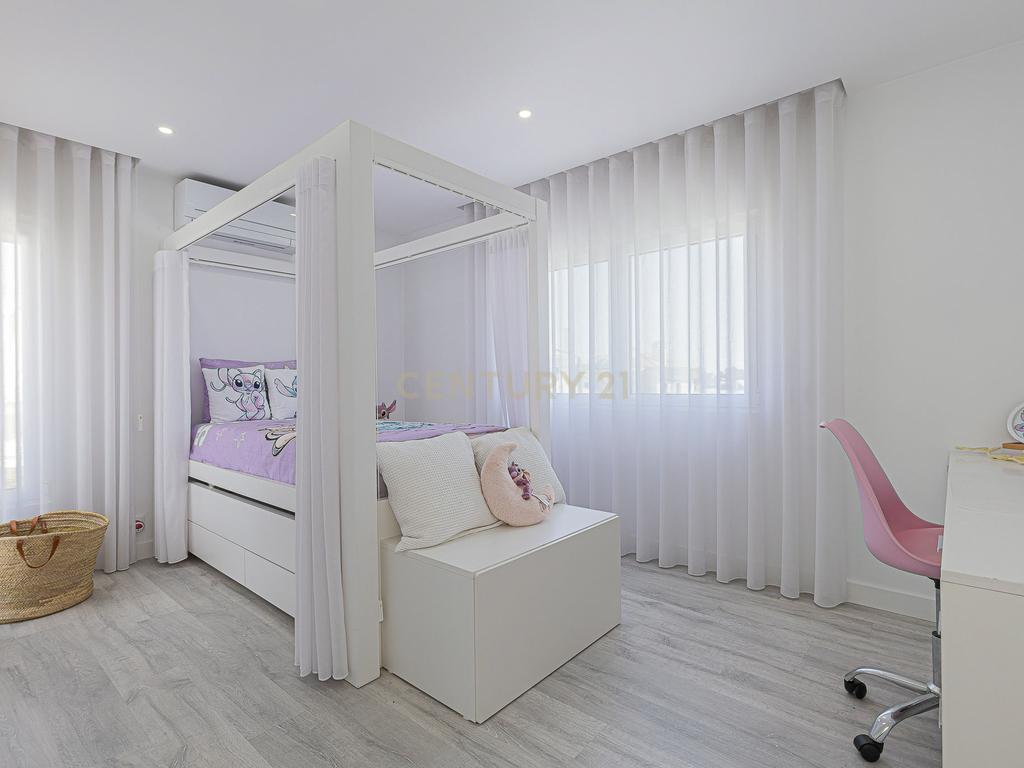 Magnifica moradia na Verdizela - Acabamentos de Luxo - Image 44