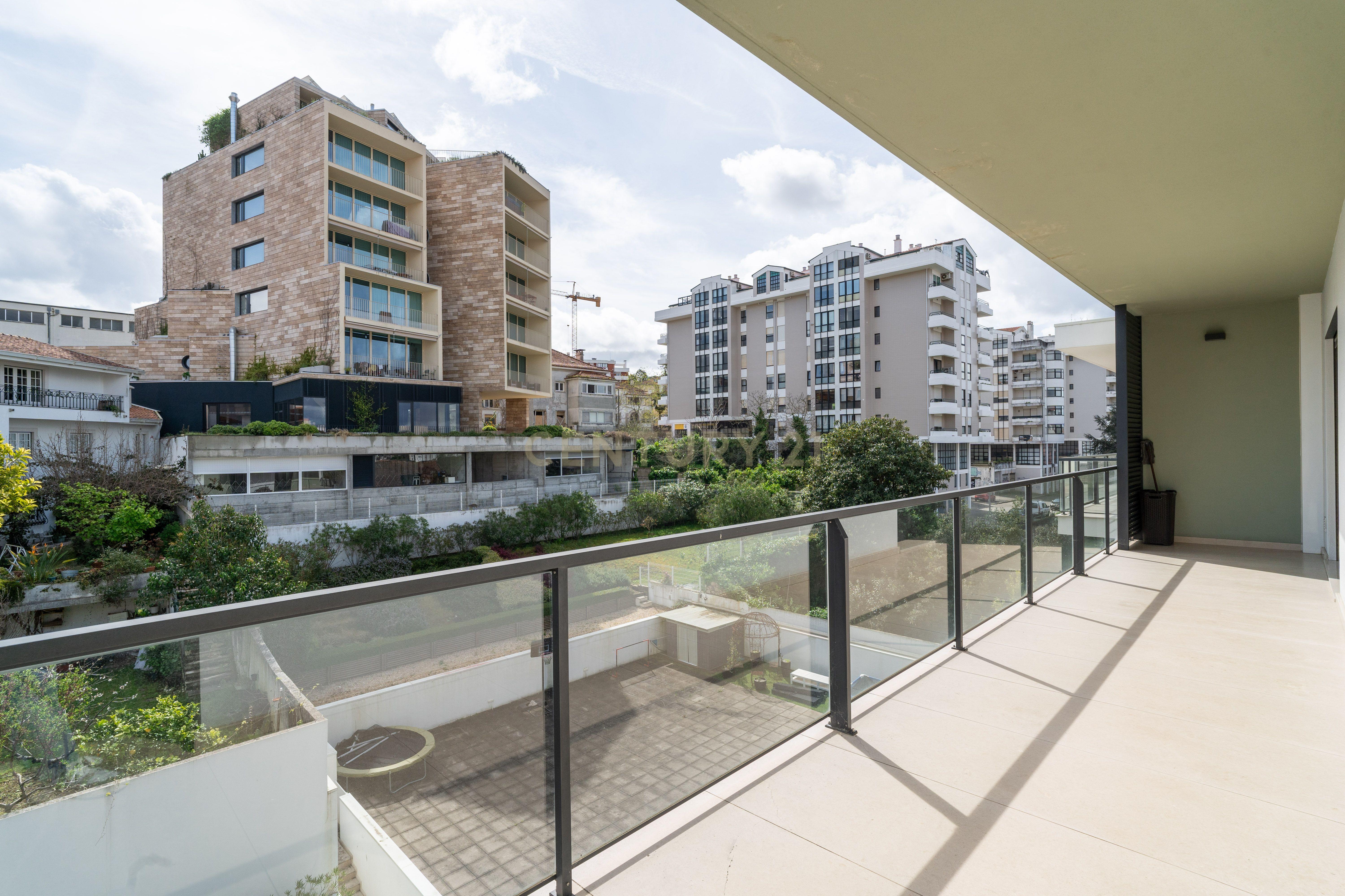 Requintada Penthouse T6 em Celas - Coimbra - Image 8