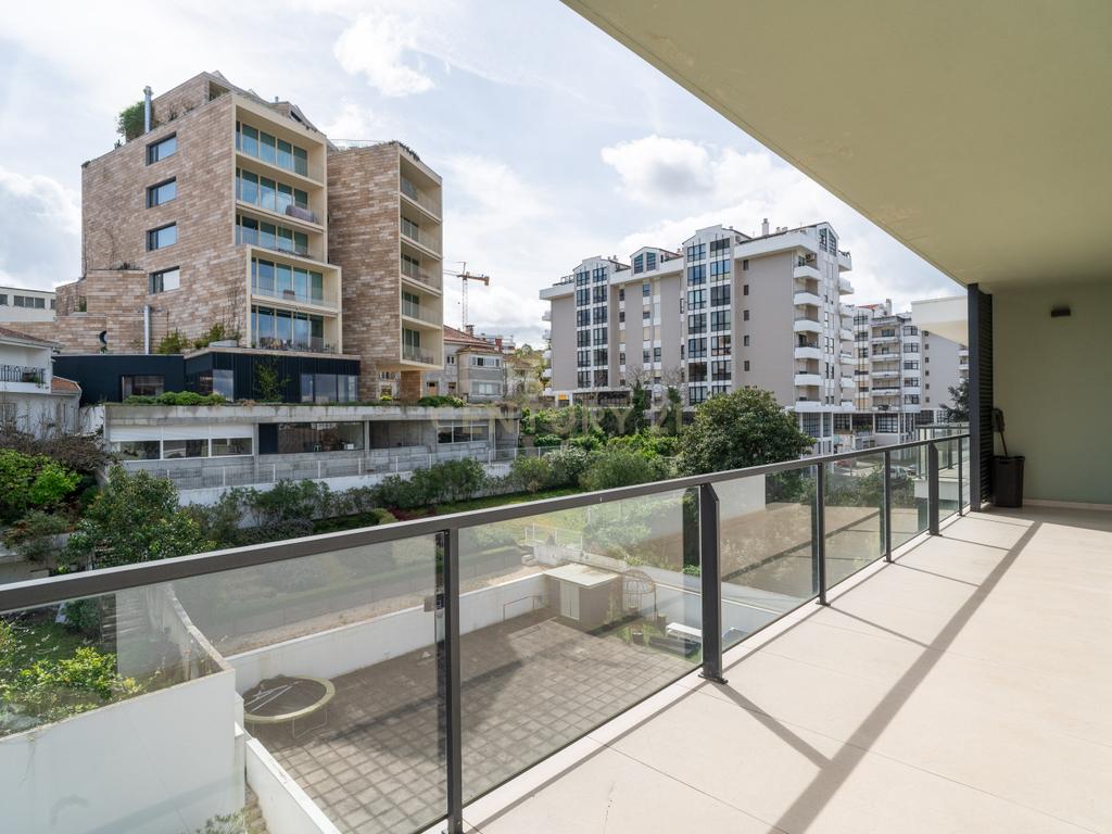 Requintada Penthouse T6 em Celas - Coimbra - Image 8