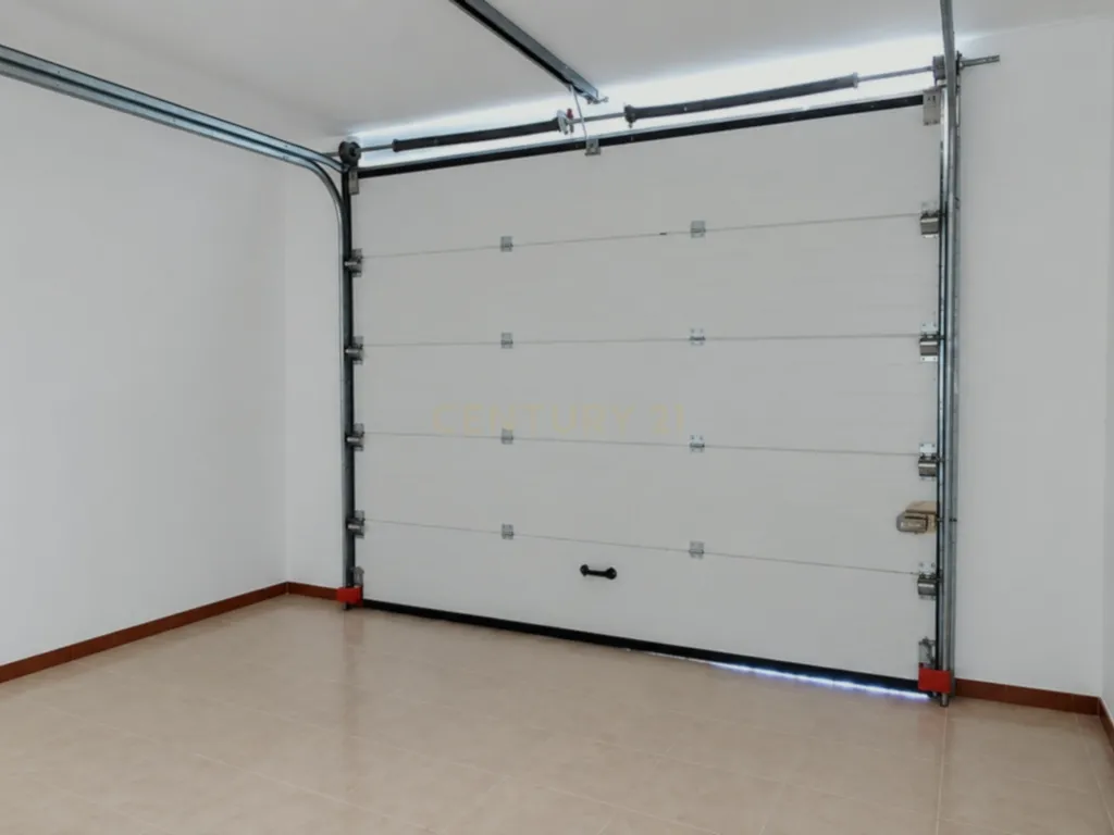 Moradia T3 com Piscina e Vista Mar - Fuzeta, Olhão - Image 6