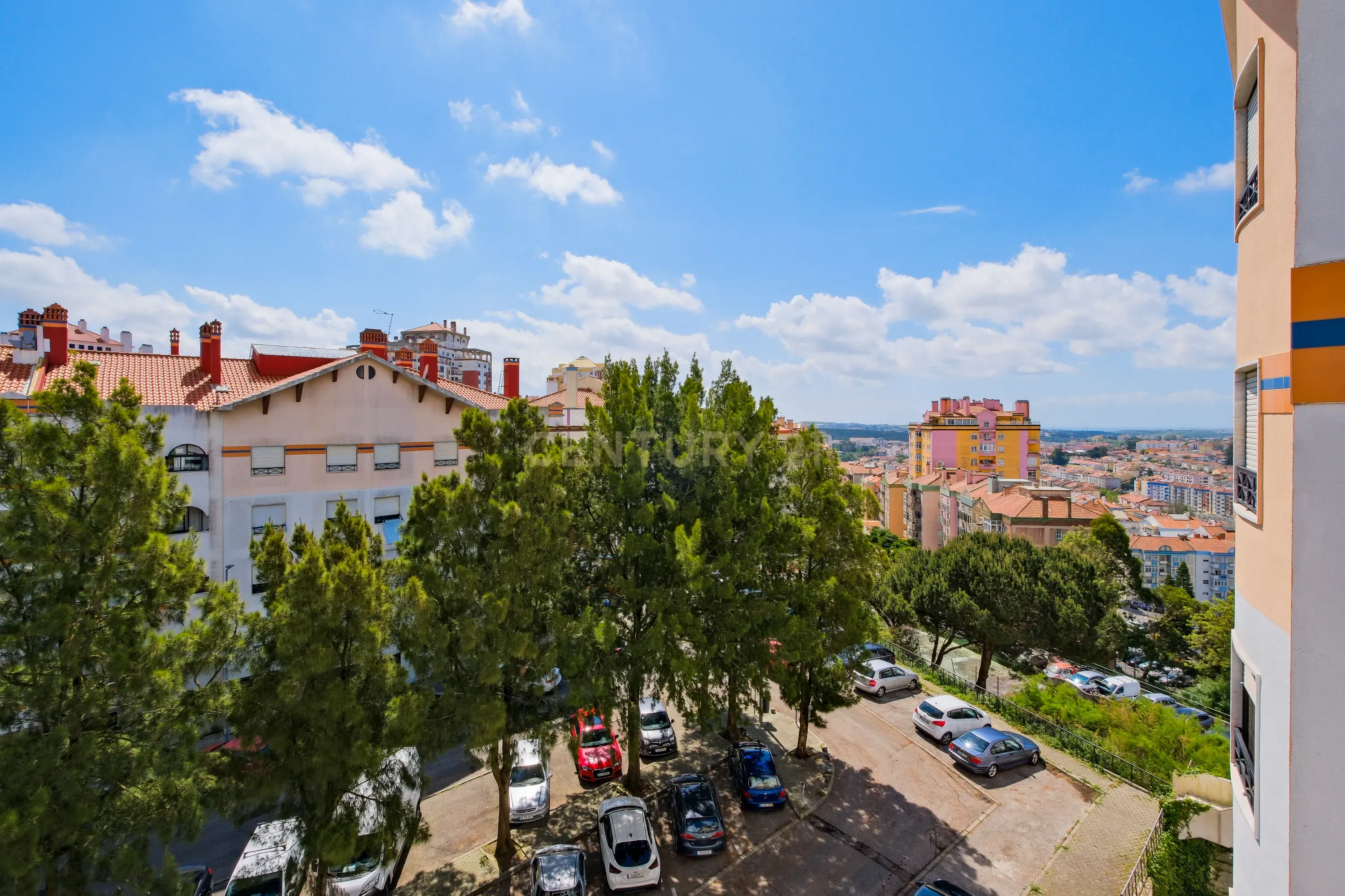 Duplex em Lisboa, Sintra: Espaço e Conforto com Vista Serra Sintra - Image 26