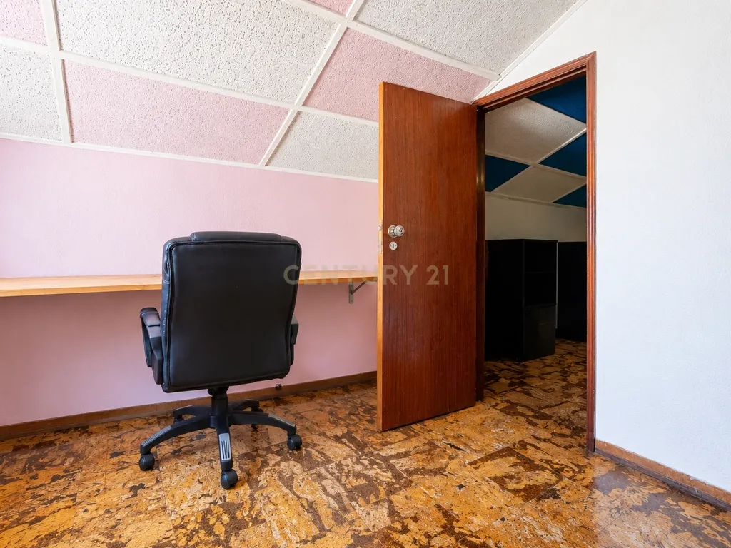 Moradia T5 em Casal de Cambra, Sintra - Oportunidade Única! - Image 35