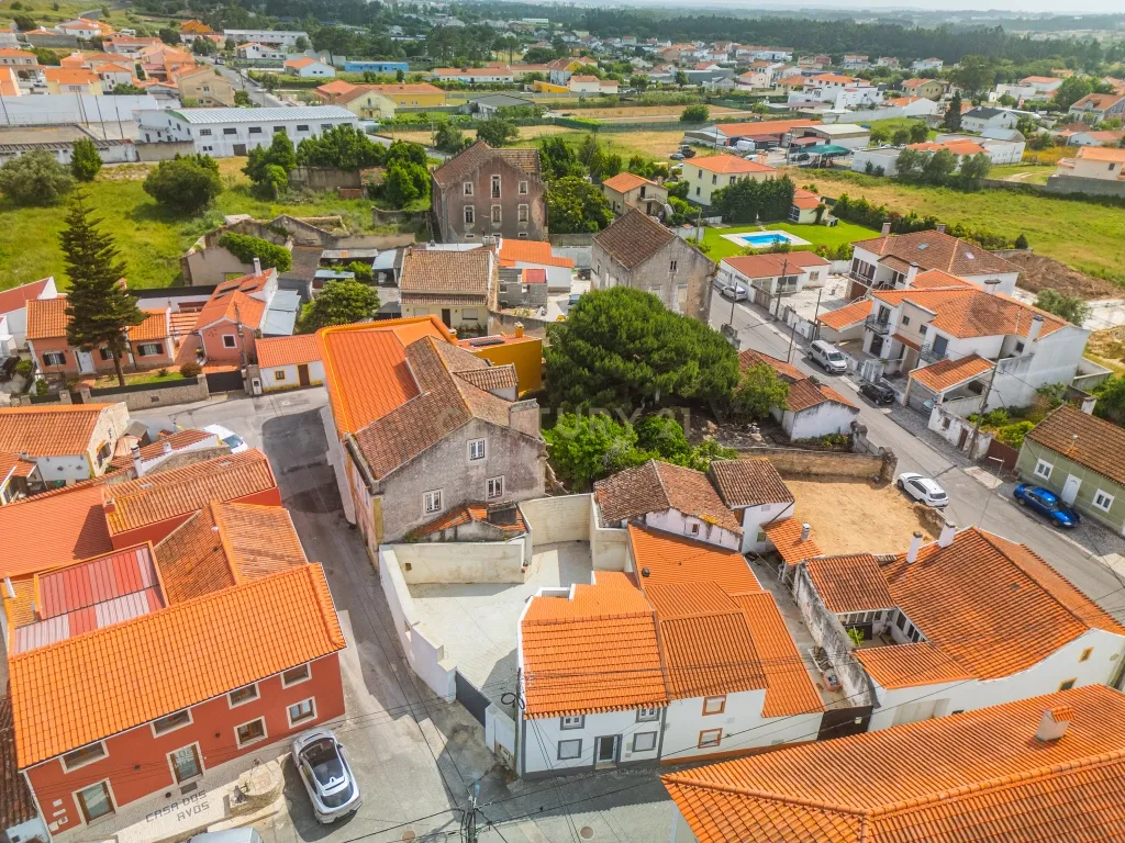 Moradia T2+1 com Terraço – Tornada, a 5 min de Caldas da Rainha - Image 22
