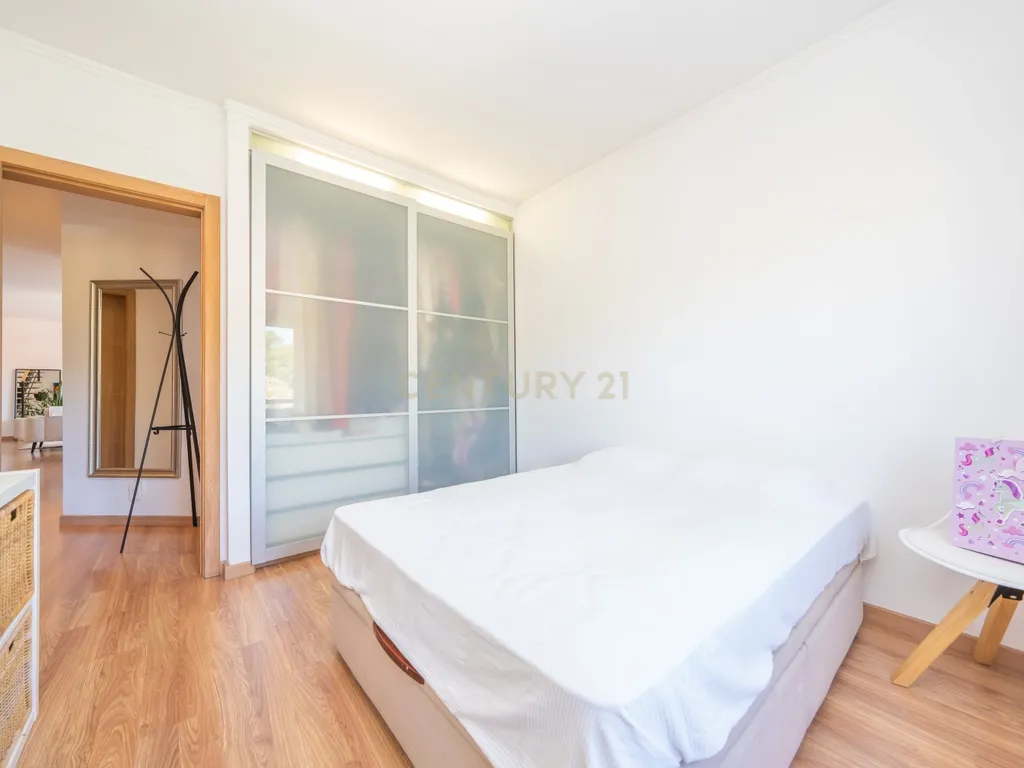 Excelente Apartamento T3 Duplex c/ Garagem, na Galiza, Estoril, Cascais - Image 20