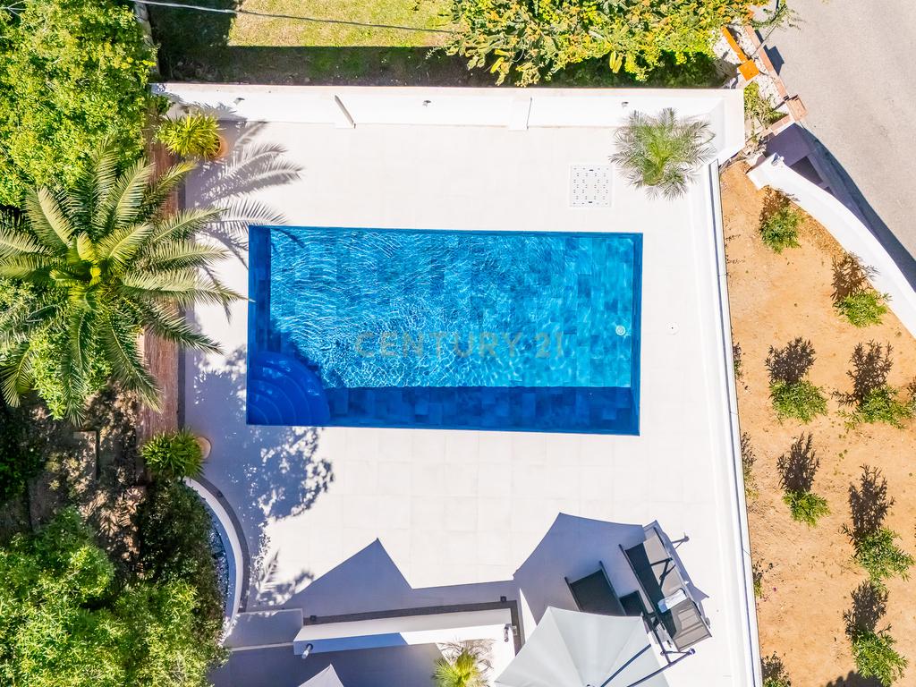 Moradia renovada com vista para o mar e perto da praia – Torreblanca, Fuengirola - Image 56