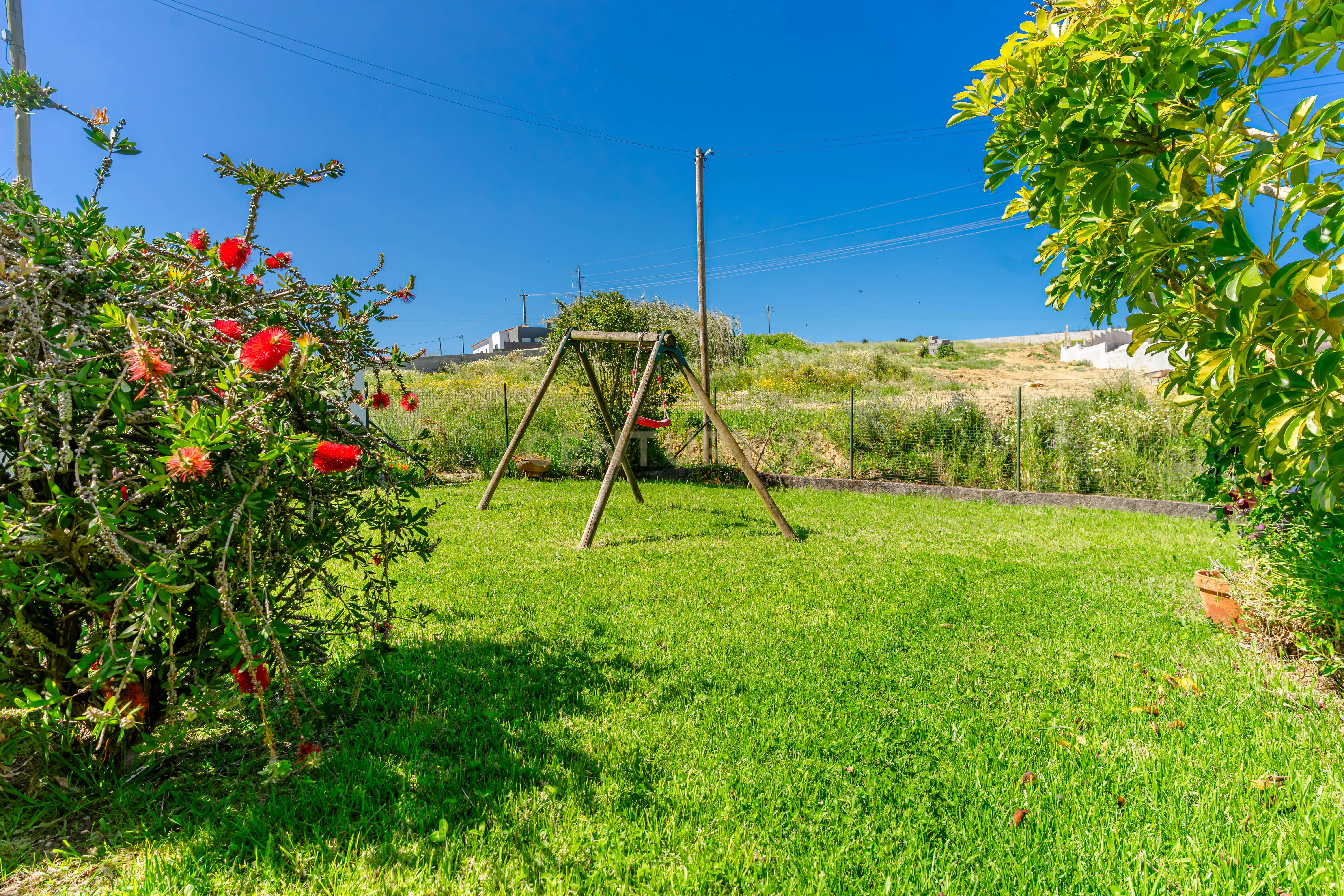 Espetacular Moradia T4 em Mafra com Jardim e Terraço - Image 59