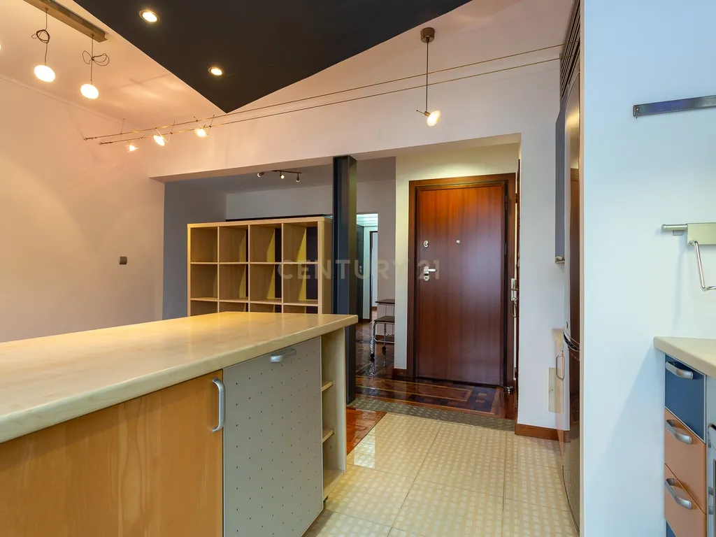 Apartamento T2 em Sacavém, Loures - Oportunidade Única! - Image 5