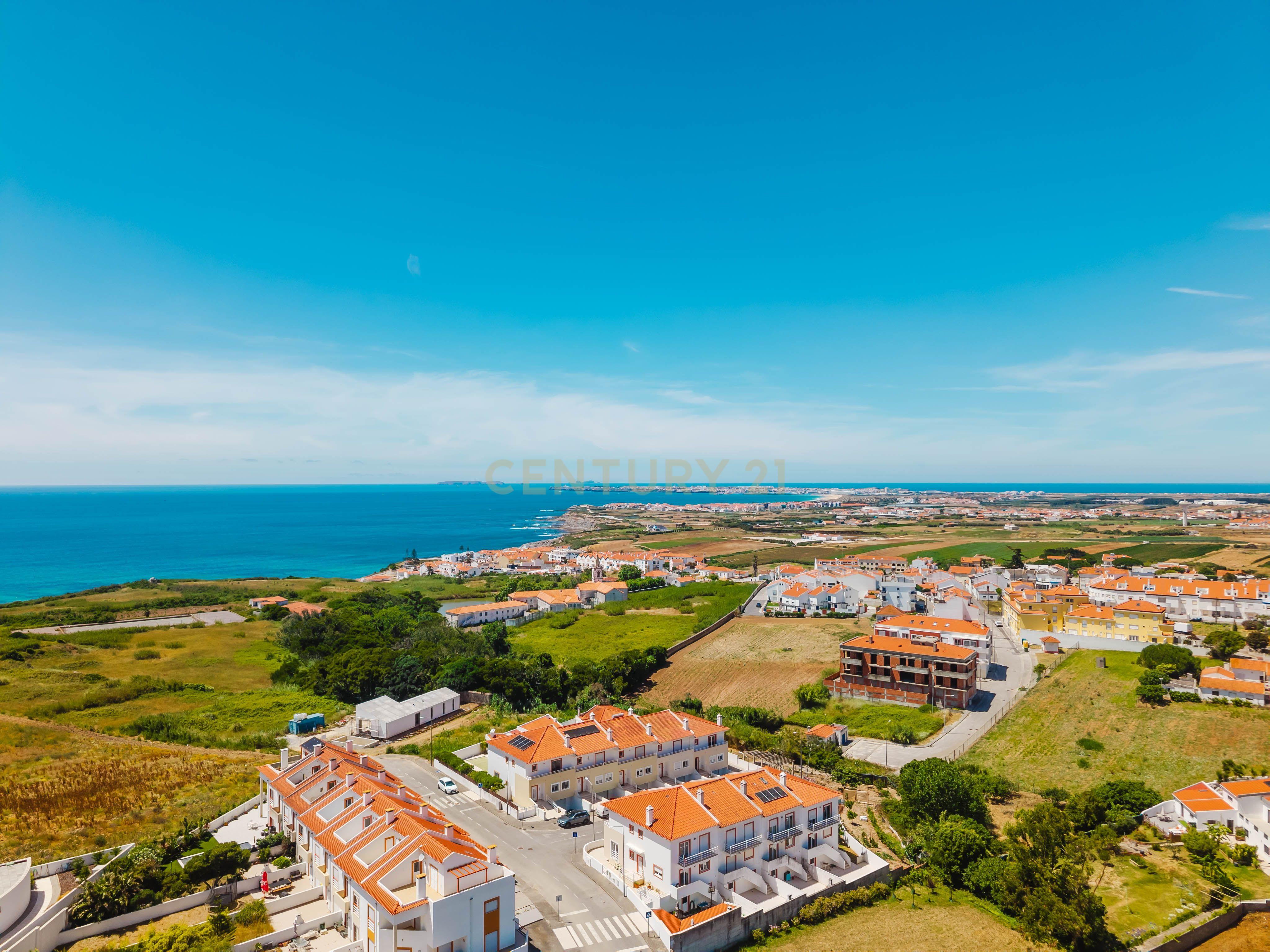 Fotografia 3 de Terreno com vista mar e PIP aprovado -Atouguia da Baleia, Peniche