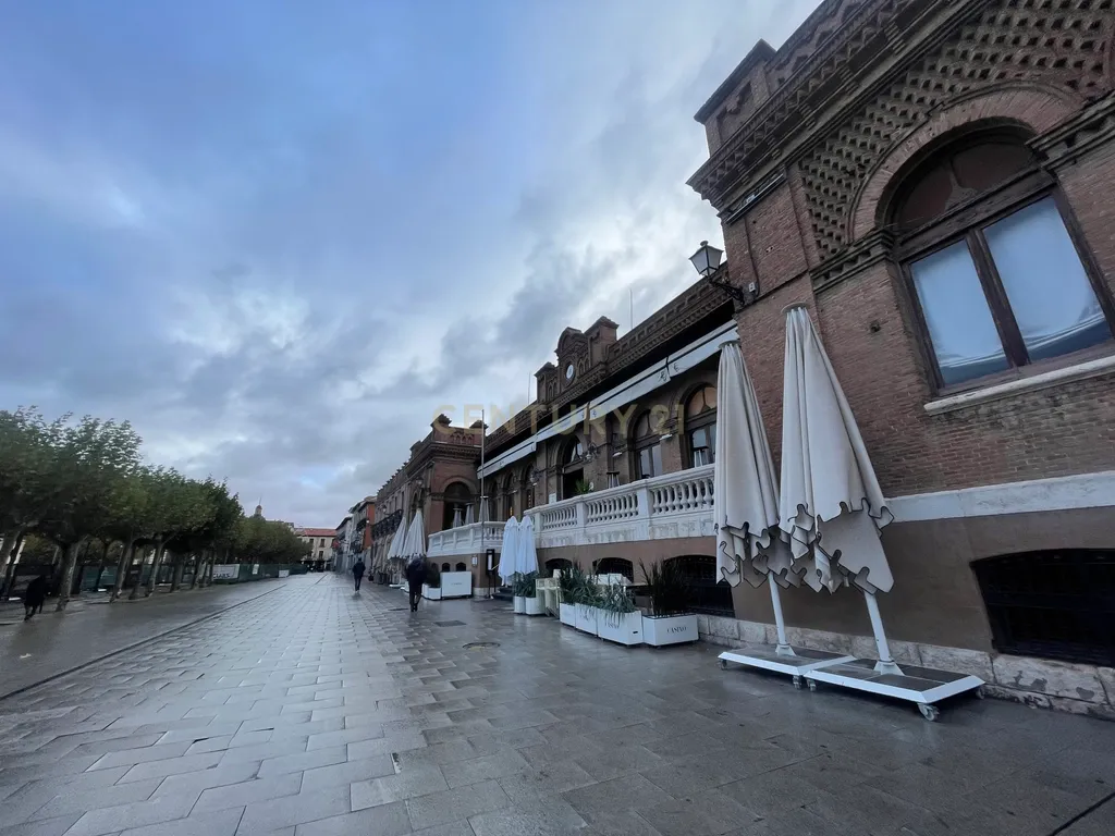 Edifício em Alcalá de Henares, Madrid - 9 Quartos, 9 WC - Image 4