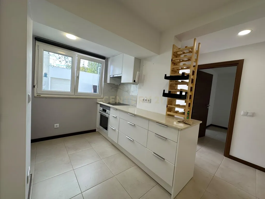 Apartamento T3 no Centro de Pombal - Image 4