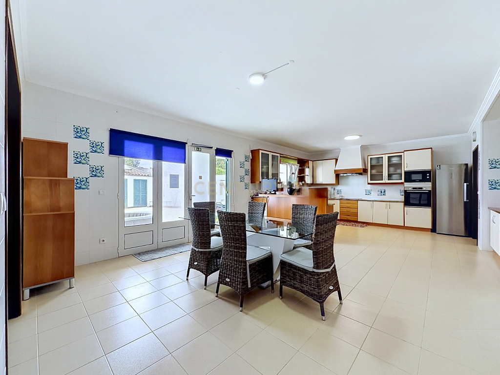 🏡 MORADIA T4 COM LICENÇA DE ALOJAMENTO LOCAL, PISCINA E ENORME POTENCIAL DE RENTABILIZAÇÃO - Image 20