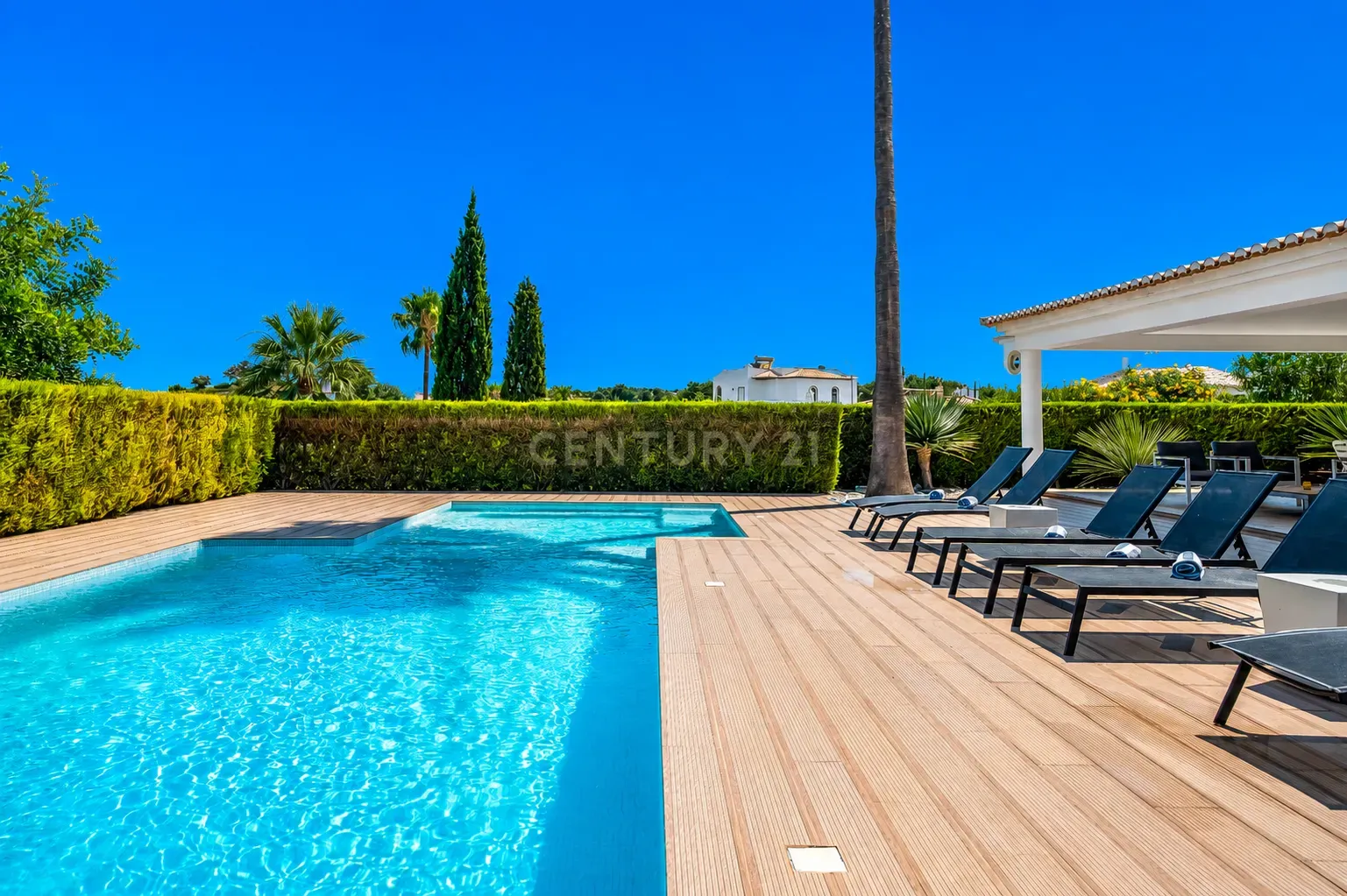 Fotografia 10 de Moradia com 4 quartos, independente com piscina em Albufeira