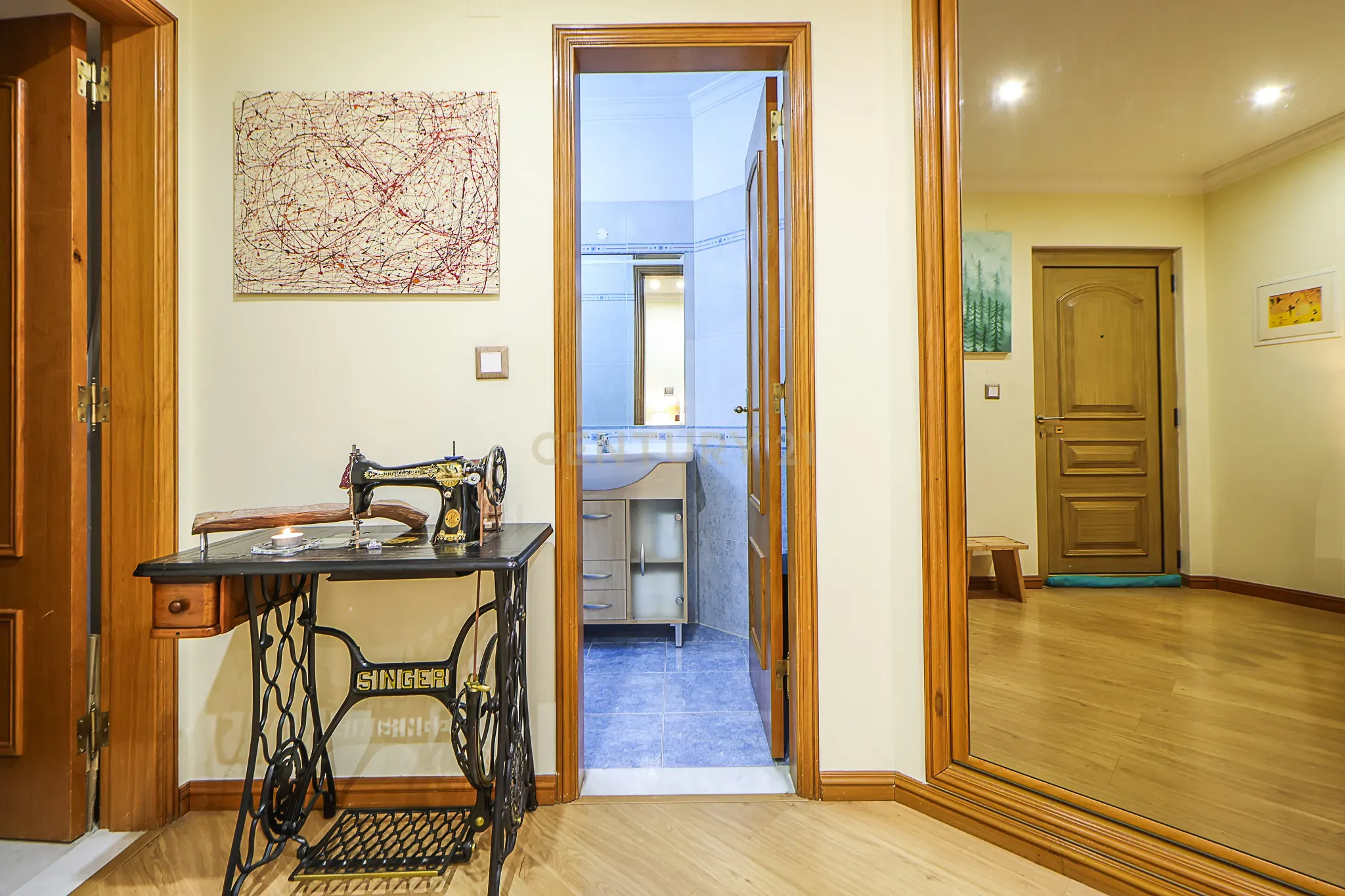 Apartamento T3 em Pinhal de Frades, Seixal, com garagem e arrecadação. - Image 12