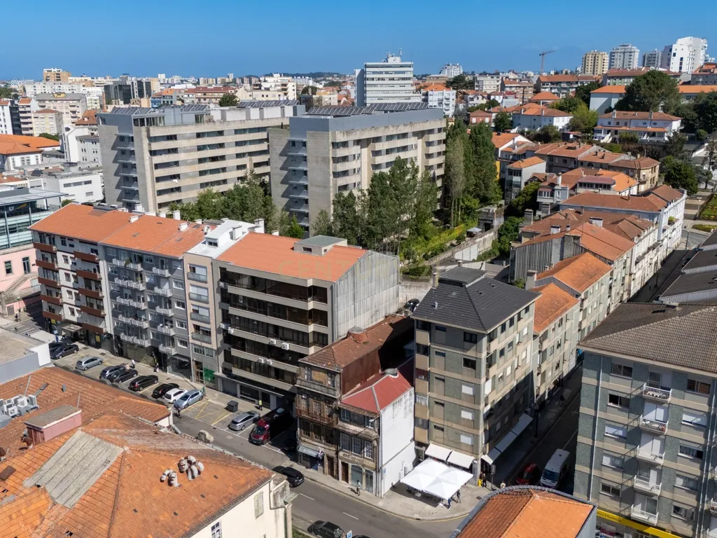 Imóvel de Investimento Estratégico na Boavista, Porto - Image 53