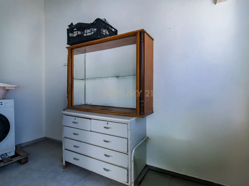 Moradia T3 com Quintal e Churrasqueira em Pombalinho, Santarém - Image 37