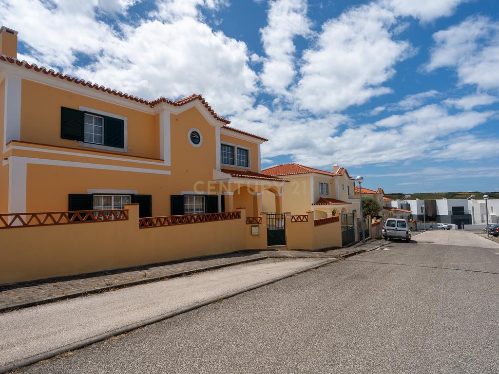 Moradia Isolada de Excelência - Apenas 10 Minutos da Ericeira - Image 97