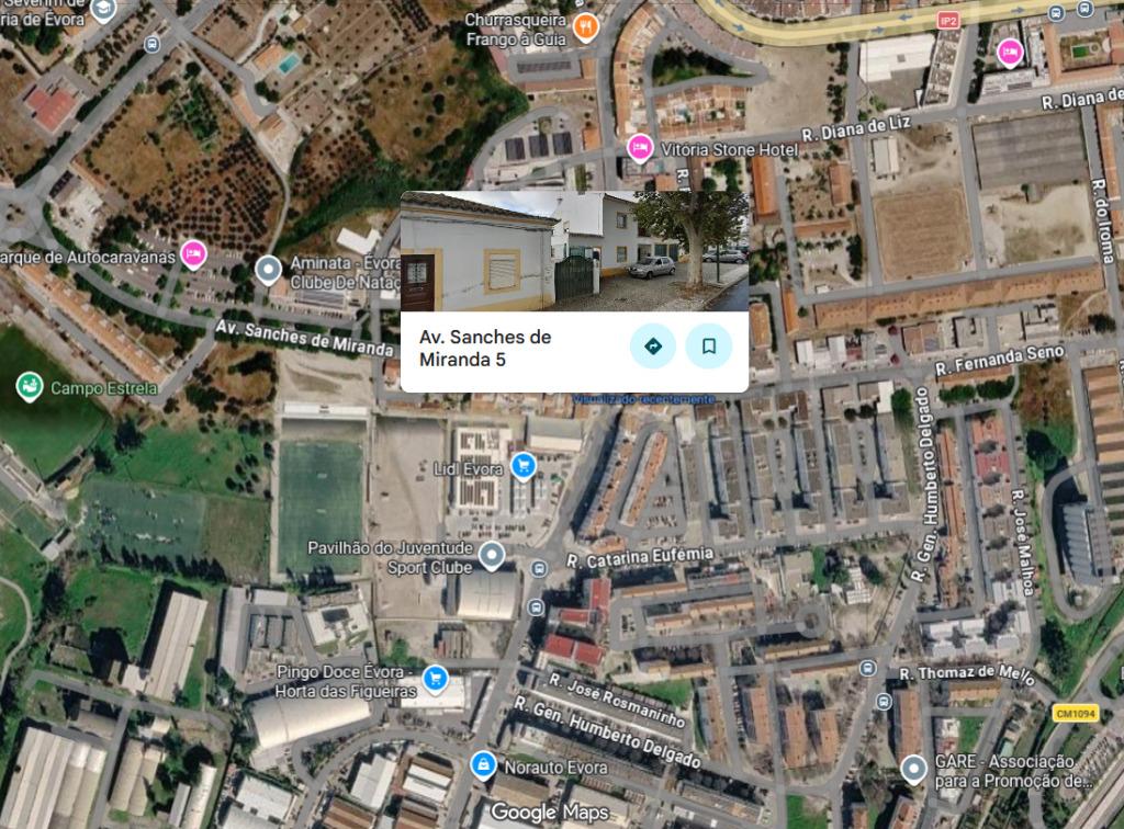 Moradia T2 no Centro de Évora (1º Andar) - Image 38