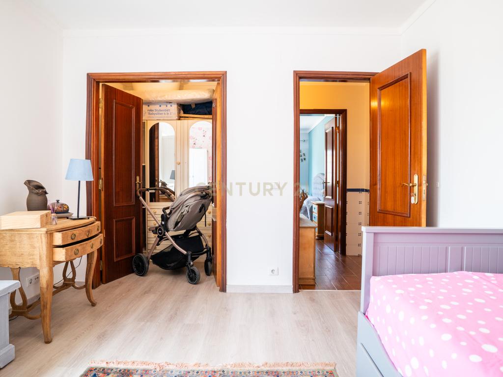 🏡 Moradia T4 Impecável em Olho Marinho – a poucos minutos de Peniche! - Image 21