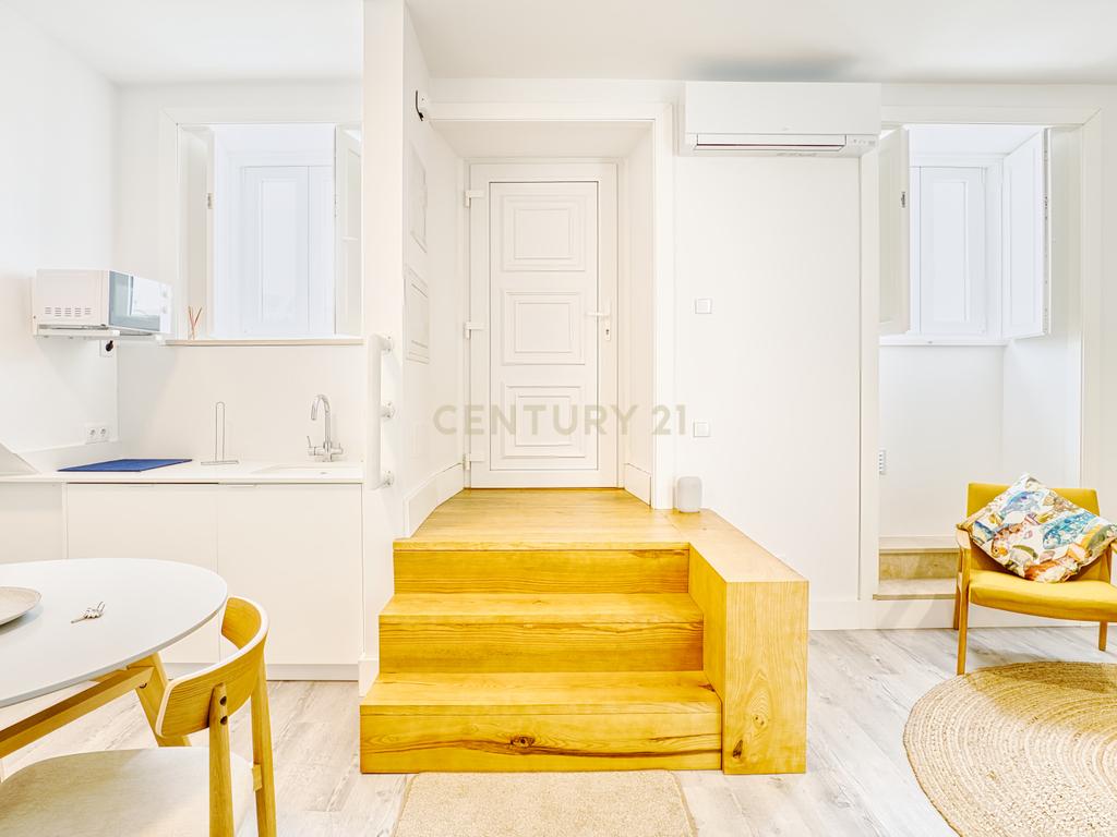 Apartamento Renovado T2 em  Nazaré  - Image 2