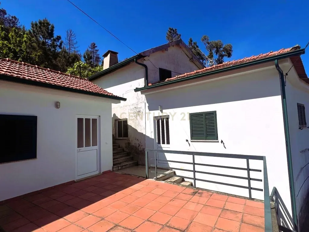 Casa isolada com vista panorâmica em São Pedro do Sul - Image 4