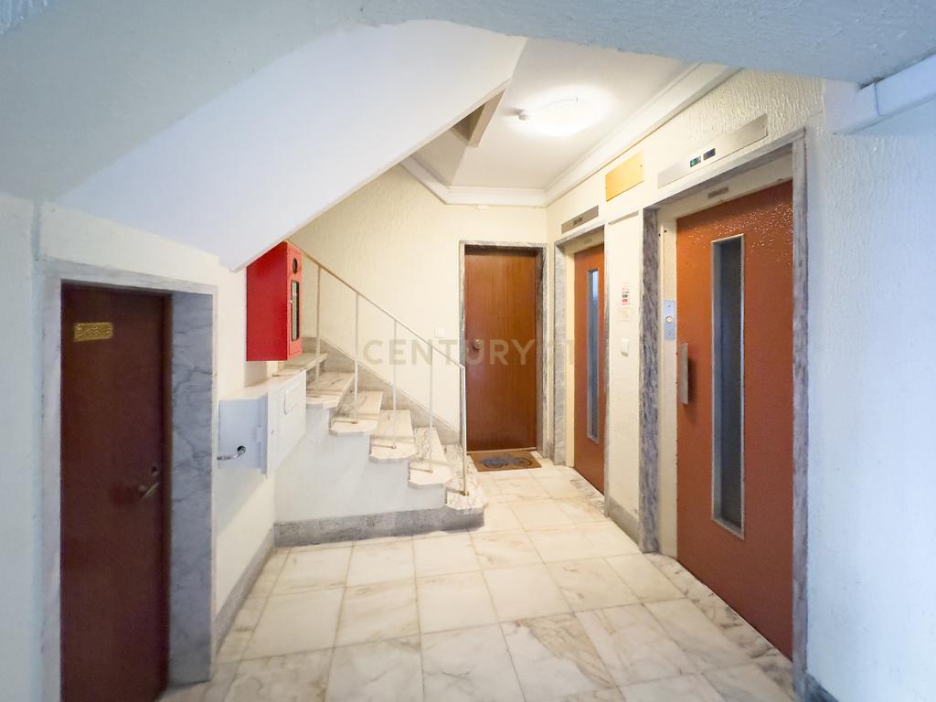 Apartamento T3 em Carnaxide, Lisboa - Image 49