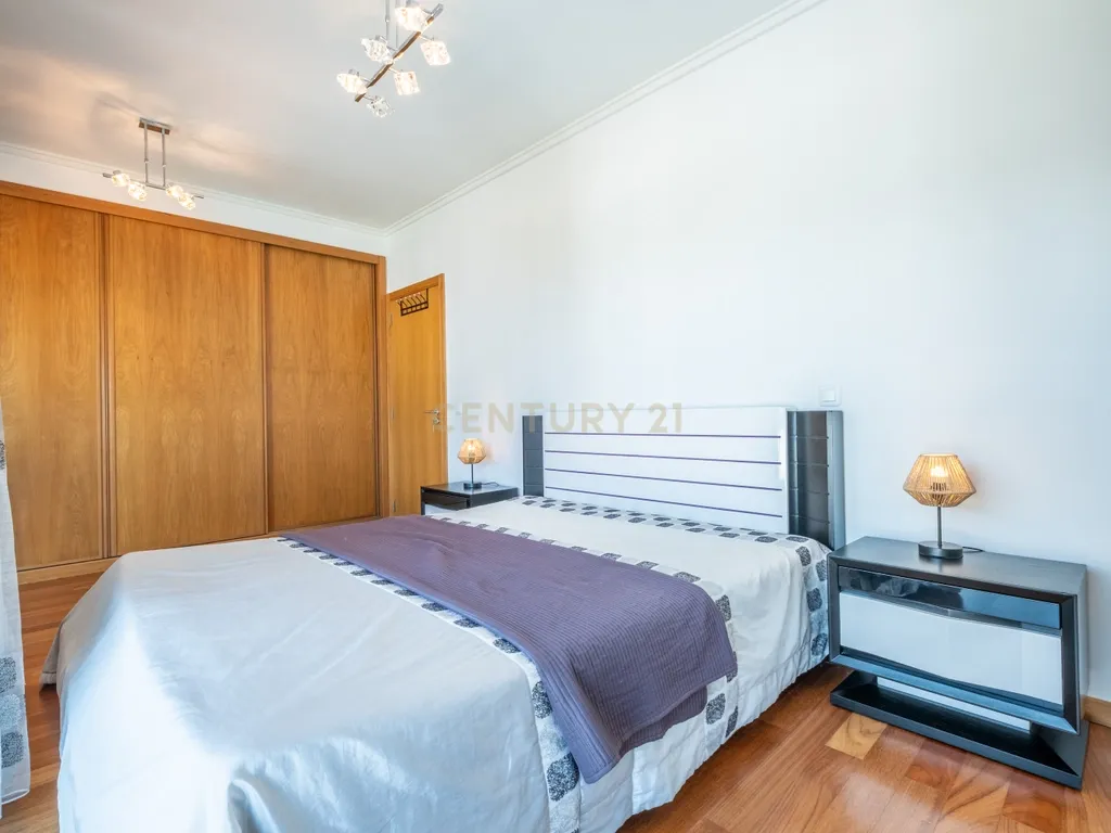 Penthouse com Vista Mar em Funchal, Madeira - Image 18