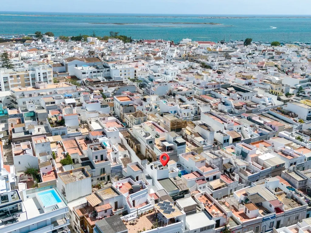 Casa Renovada T3-em Olhão na Baixa , Licença AL, Vista Panorâmica e Piscina - Image 38