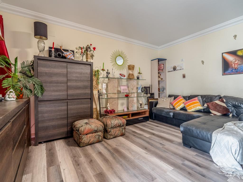 Apartamento T3 com Garagem em Portimão 🏡  - Image 4