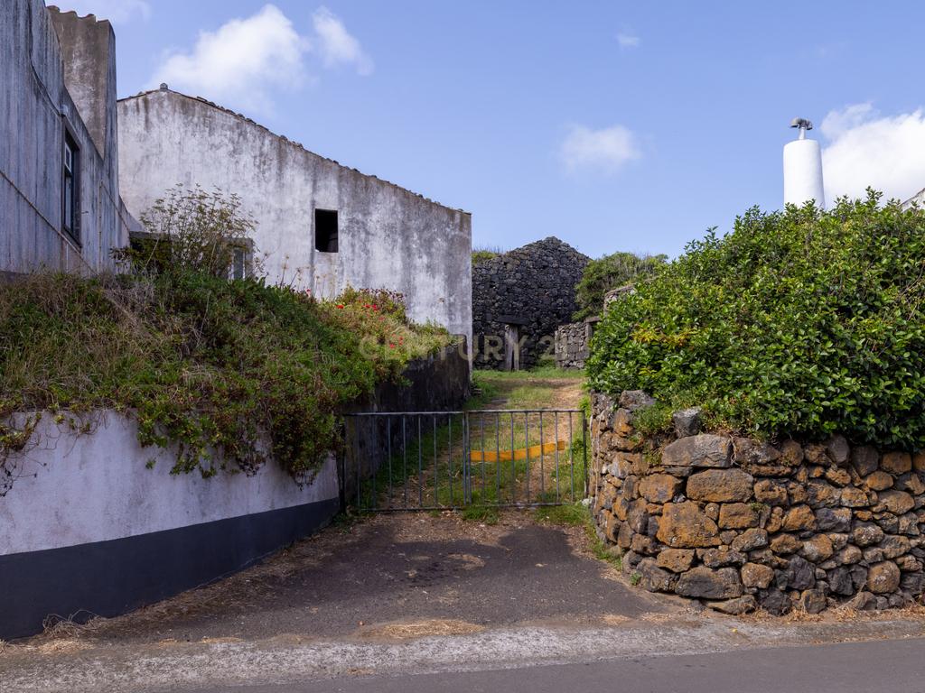 Casa para Recuperação em São Mateus, Santa Cruz da Graciosa - Image 3