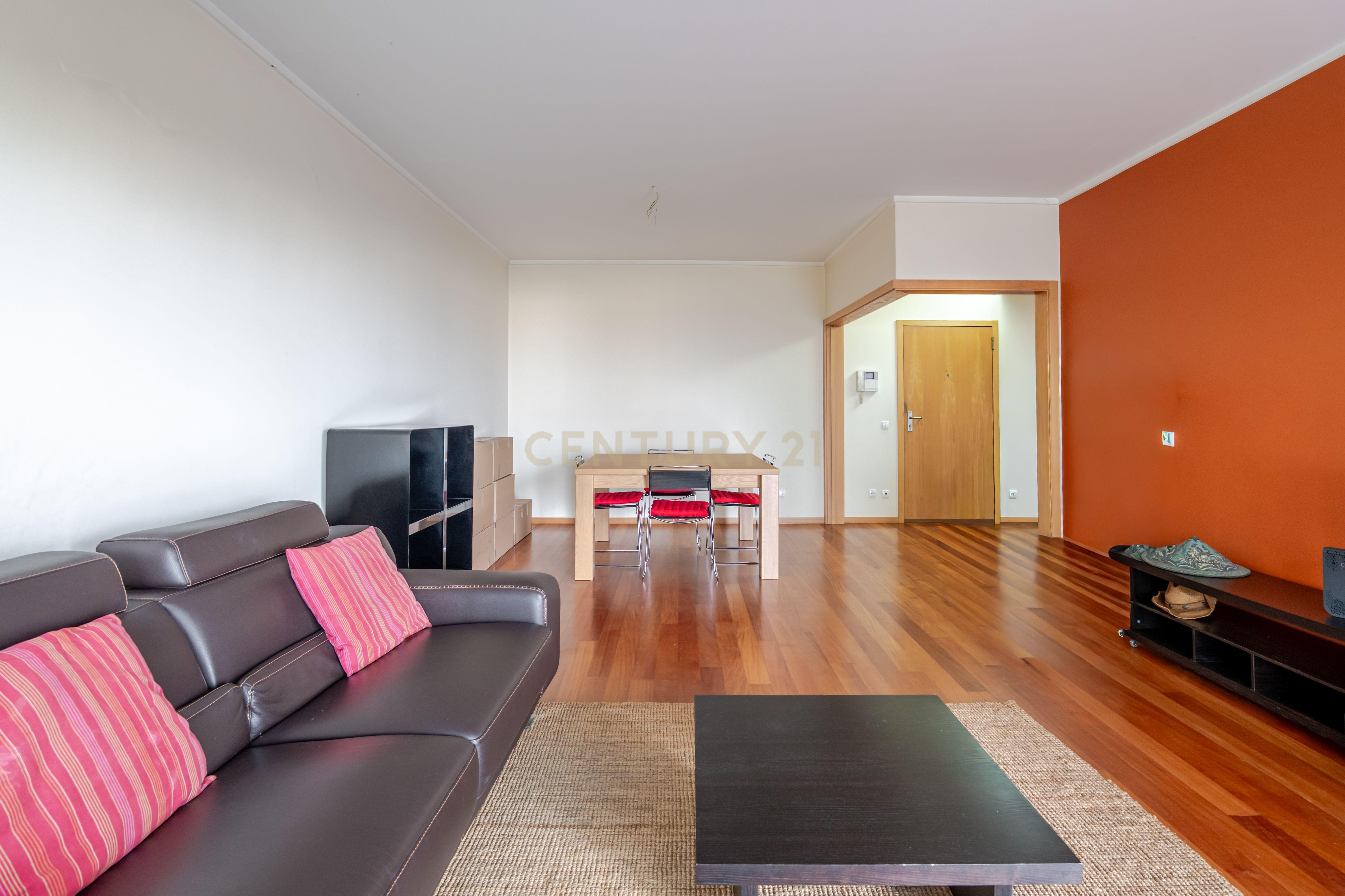 Fotografia 7 de Apartamento com Vista em Vila Nova de Gaia - Oportunidade Única na Quinta de Cravel