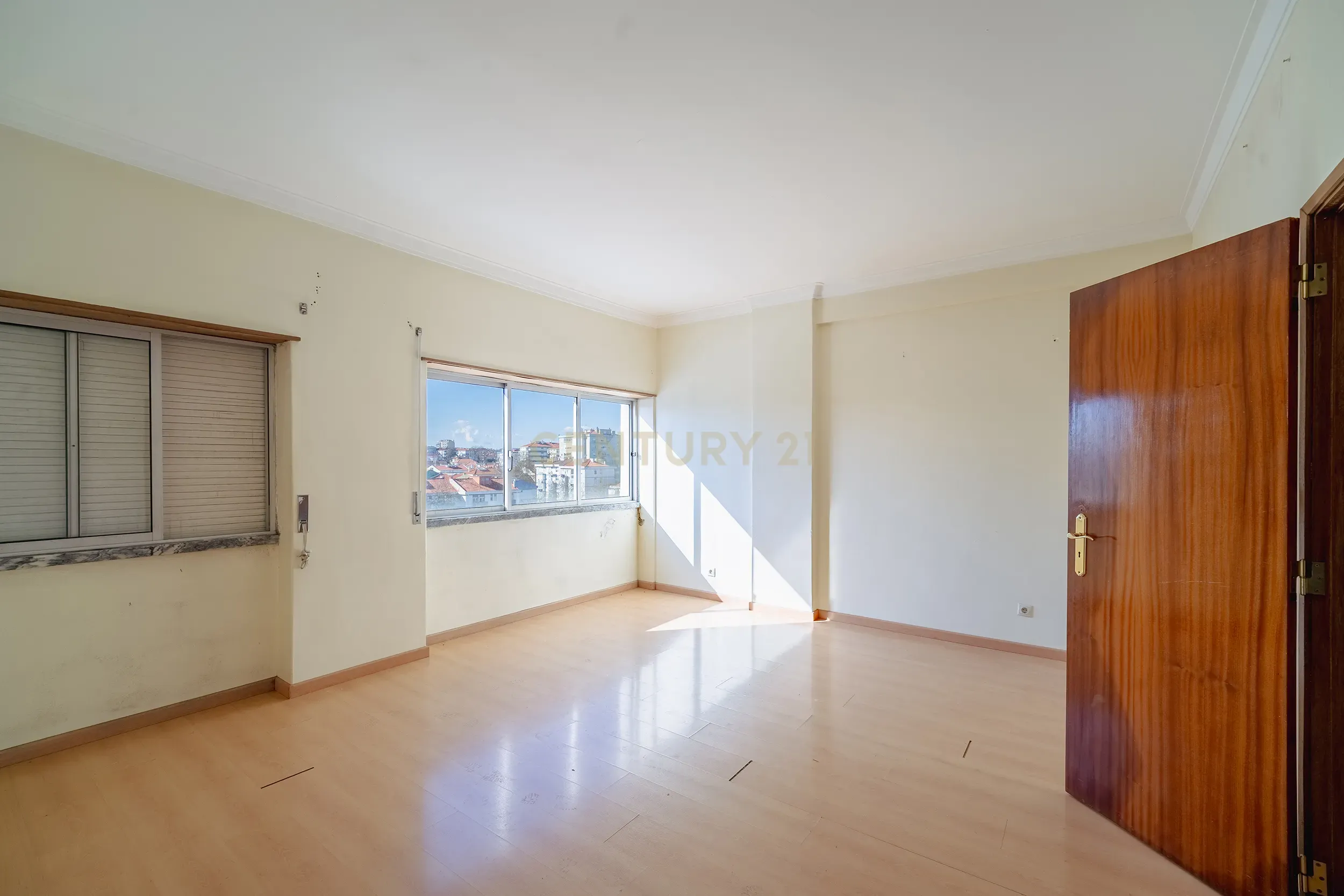 Apartamento T2 à venda em Amora, Seixal — foto 3