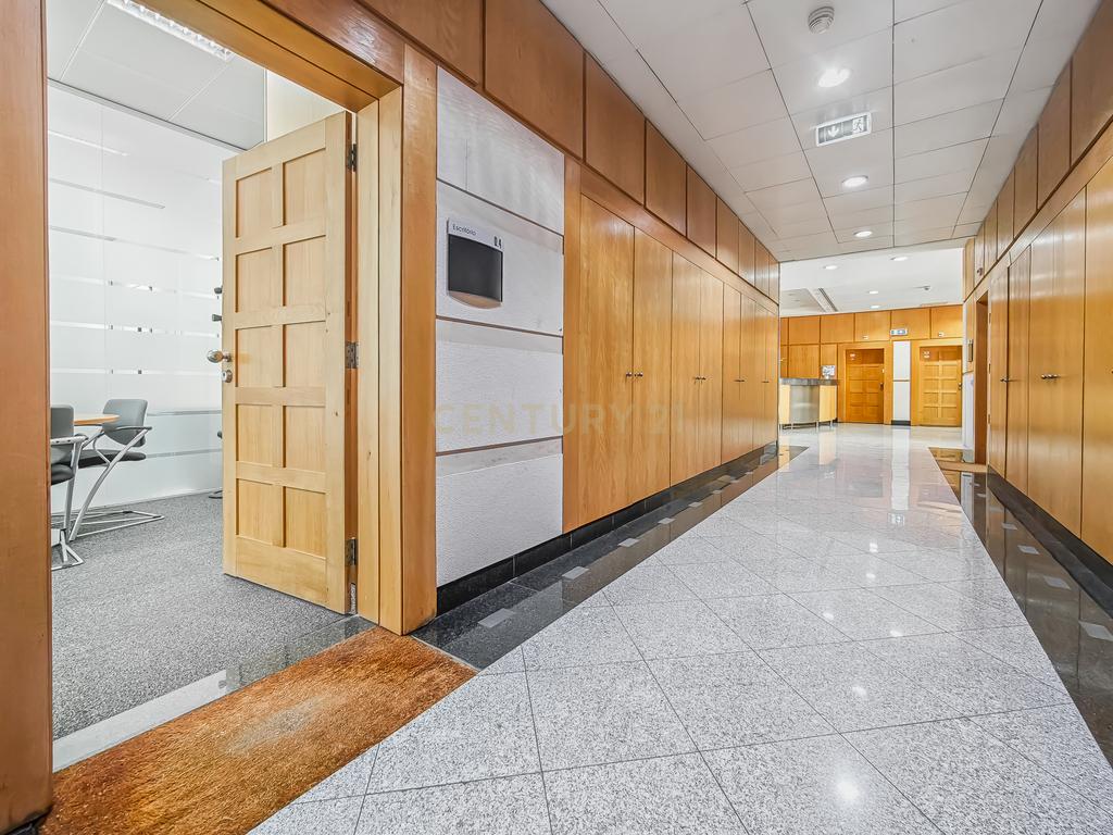 Arrendamento de escritório com 2 salas de reuniões e sala comum | Arrecadação | 1 Parqueamento Beloura Office Park - Image 8