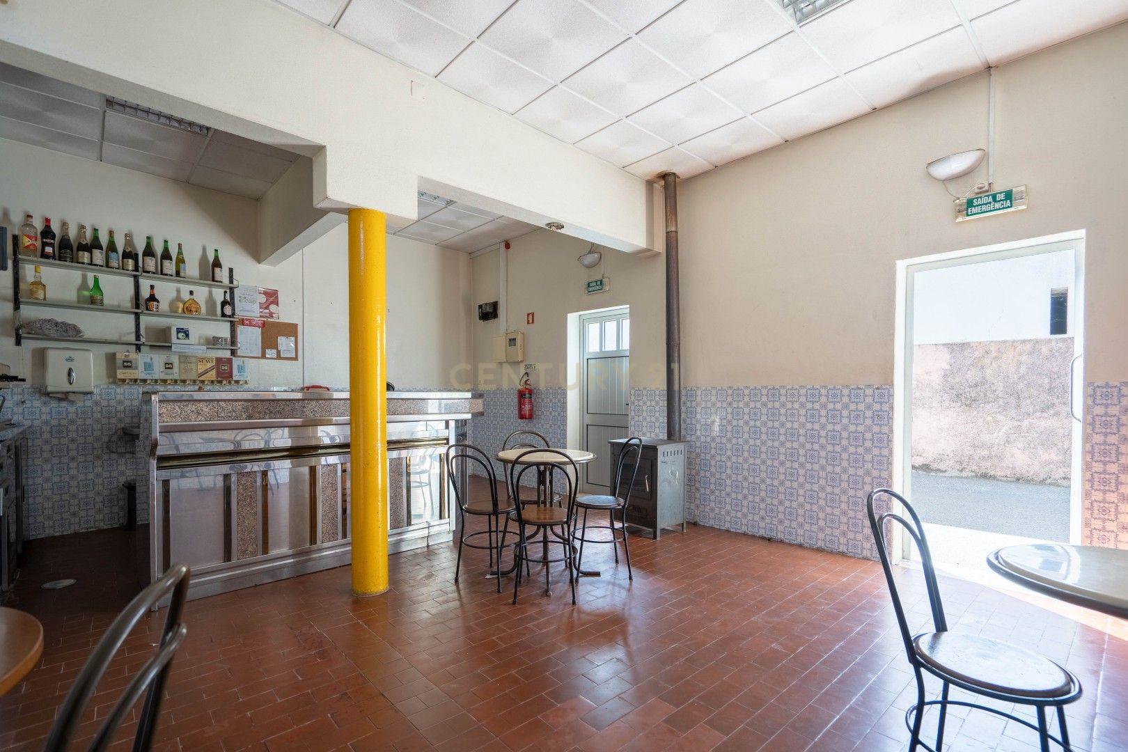 Fotografia 6 de Comércio (Café) para arrendamento em Ribas, Vila Nova de Poiares