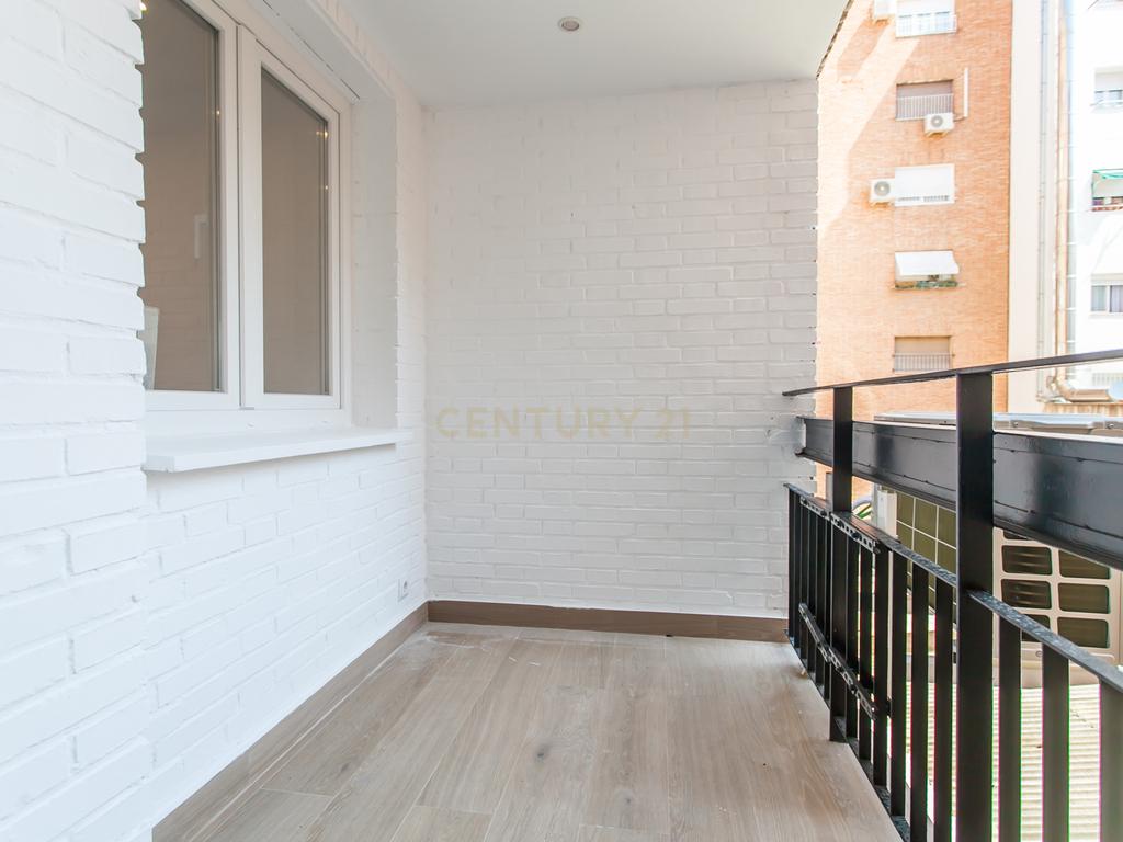  - Image 19