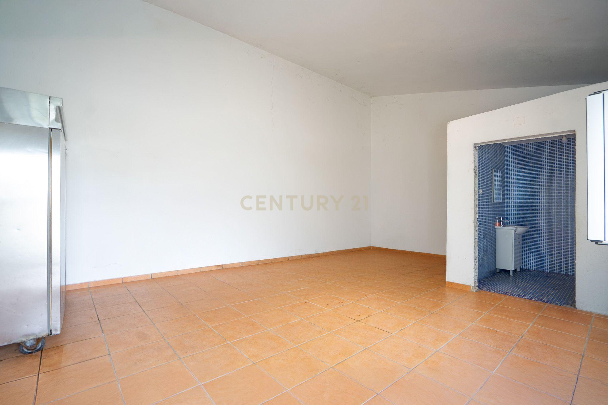 Moradia T4 - Lousã - Image 64