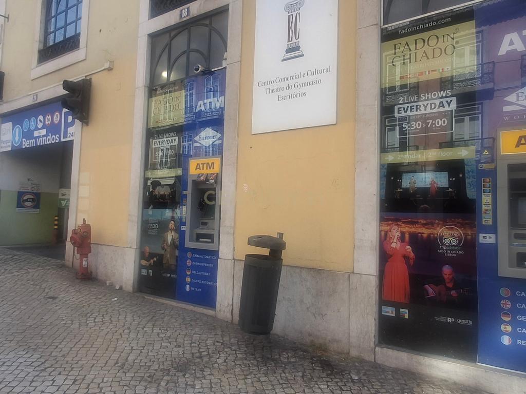 Arrecadação Chiado - Oportunidade Única por 43.000€ - Image 19