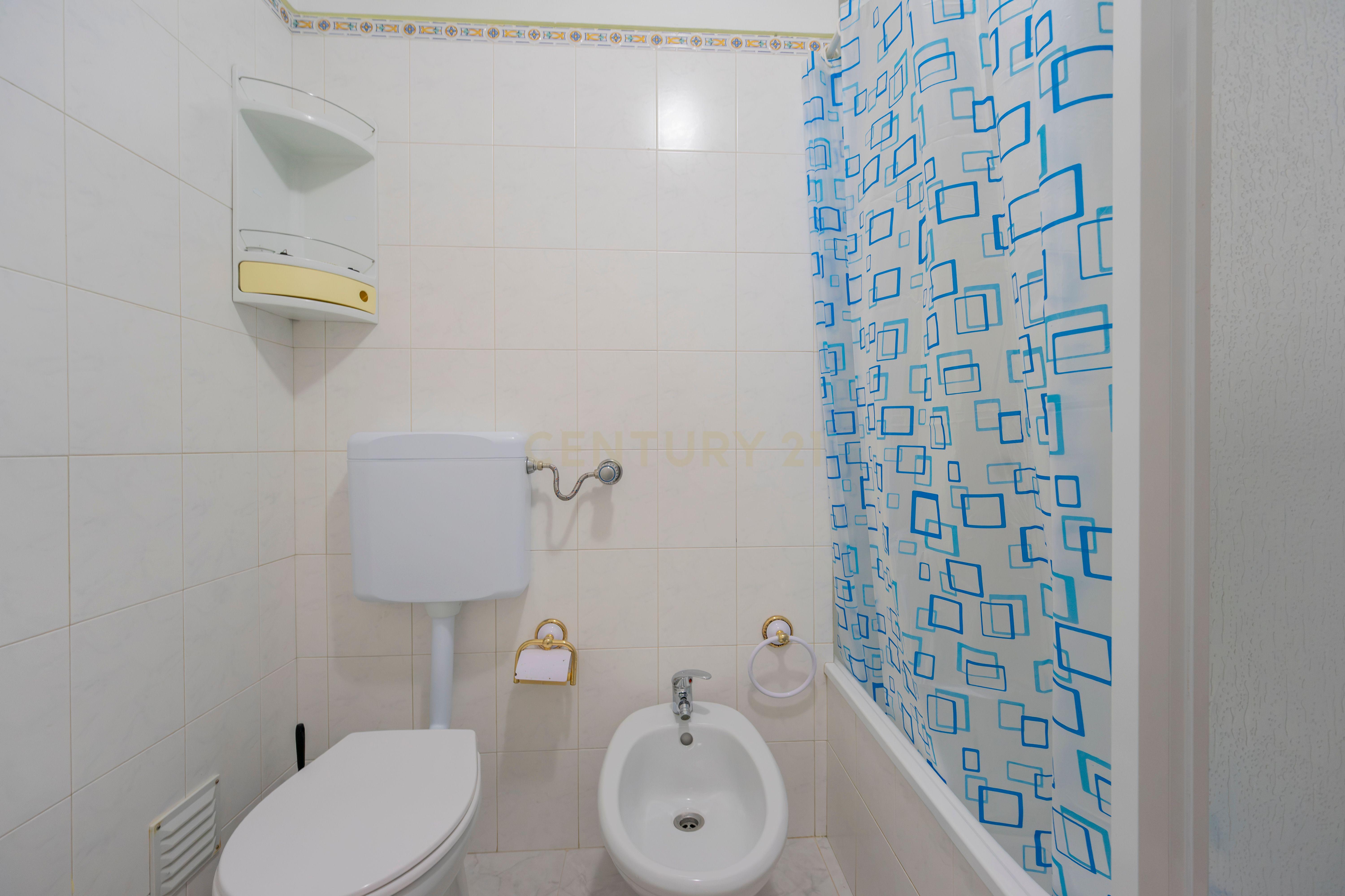 Apartamento T2 à venda em Estômbar e Parchal, Lagoa — foto 9