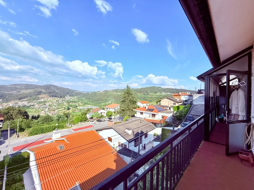 Moradia T6 Mesão Frio, Guimarães - Image 23