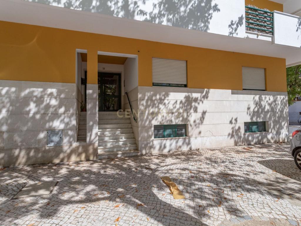 T2 totalmente remodelado | 75 m² | Quinta de Santo António | Costa da Caparica - Image 21