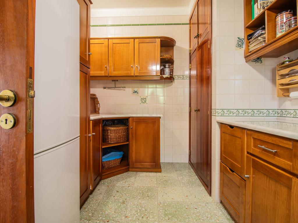 Moradia térrea T3+T0 com piscina, garagem e terreno com 2.257 m², no Ervedal, em Quiaios - Image 8
