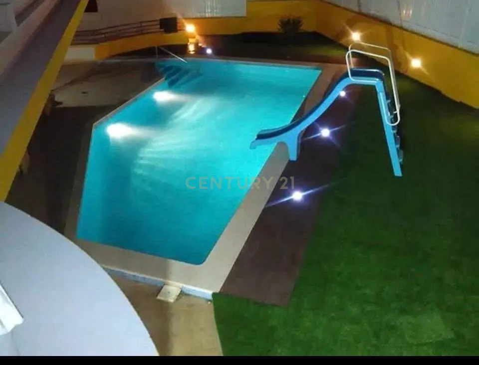 Casa T5 em Sesimbra, Setúbal com Piscina e Jardim Privado - Image 19