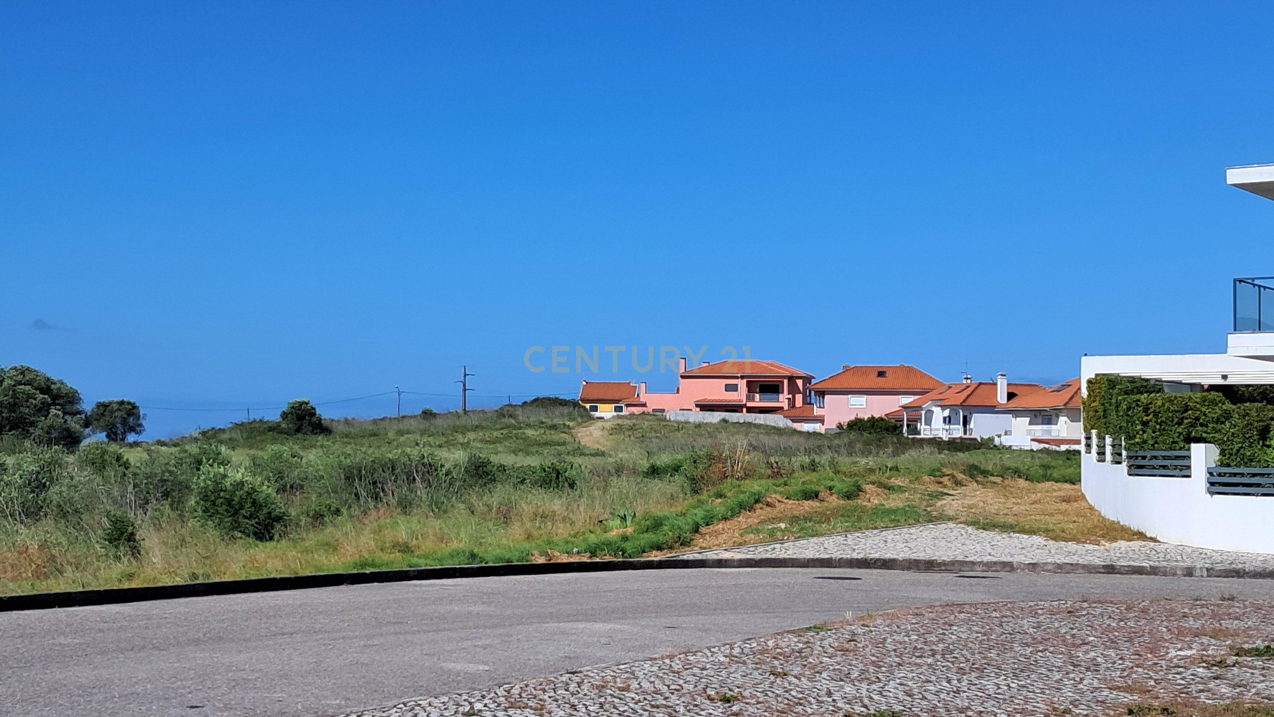 Fotografia 4 de Terreno rústico urbanizável para venda em Porto Salvo - Oeiras