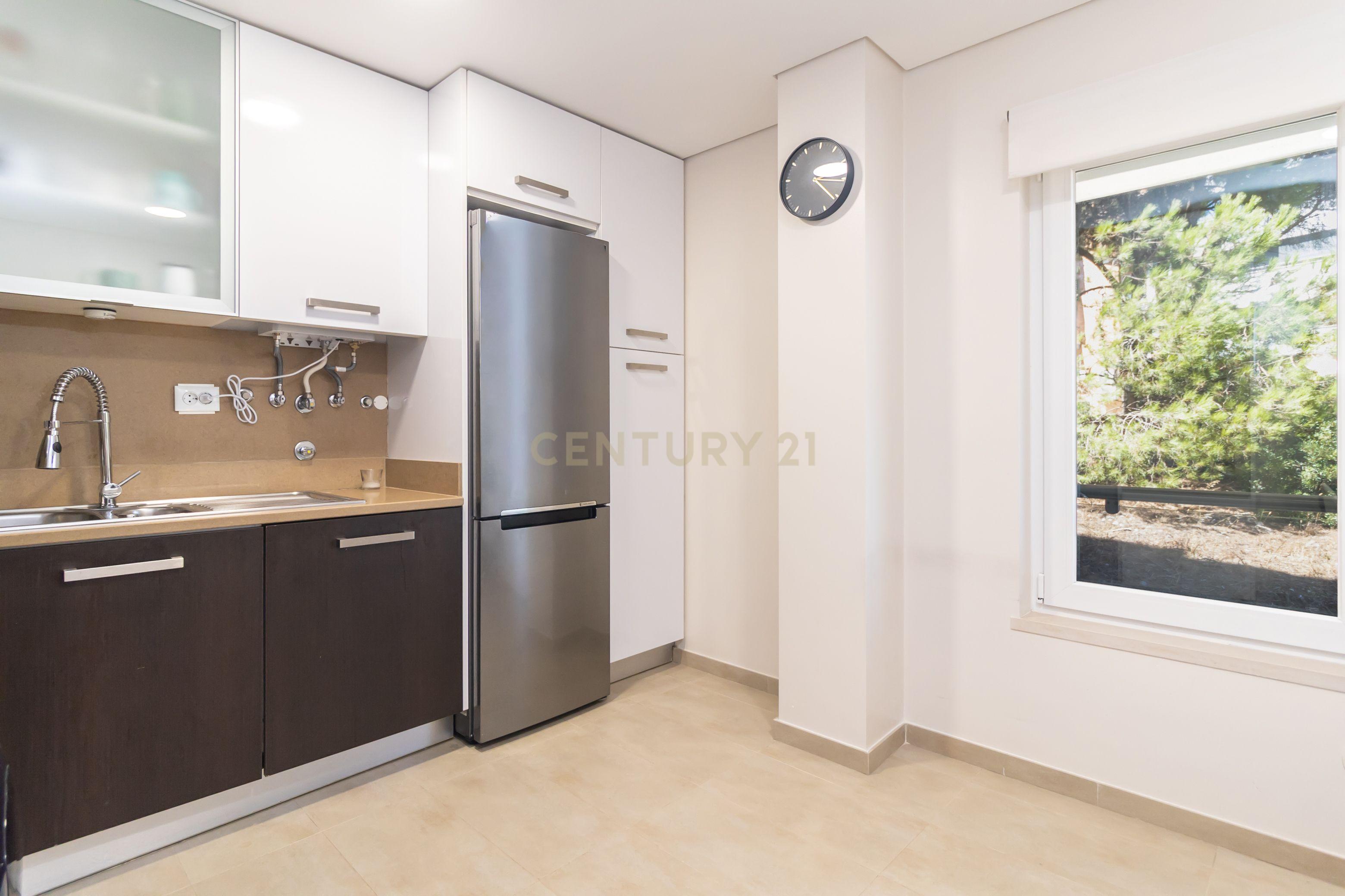 Fotografia 7 de T3 com 125 m² | Quinta de São Macário | Suíte, Varanda e Arrecadação